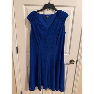 Roz & Ali Eyelet Fit and Flare Dress Sleeveless Lined Royal Blue Size 16